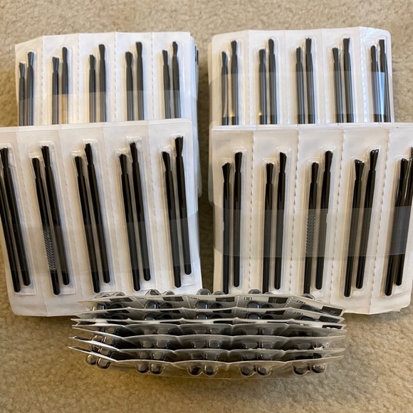 Single Use Disposable Eyelash Brushes 70pcs. - Picture 3 of 3